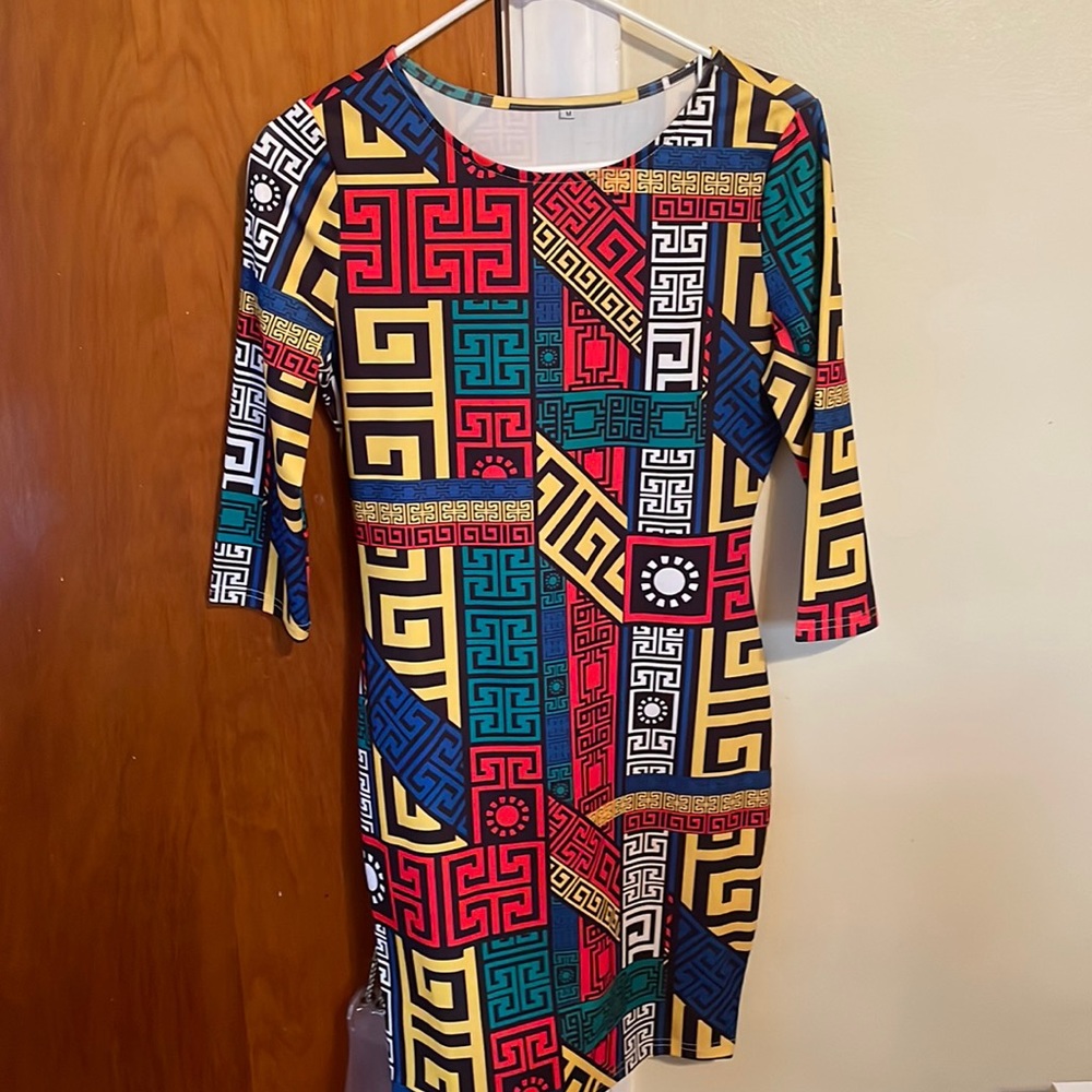 Woman’s Medium Color Block dress!!!